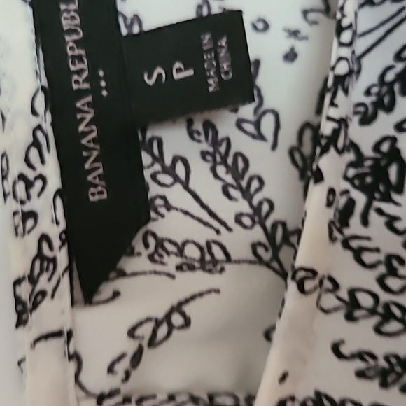 Banana Republic top - Picture 3 of 5